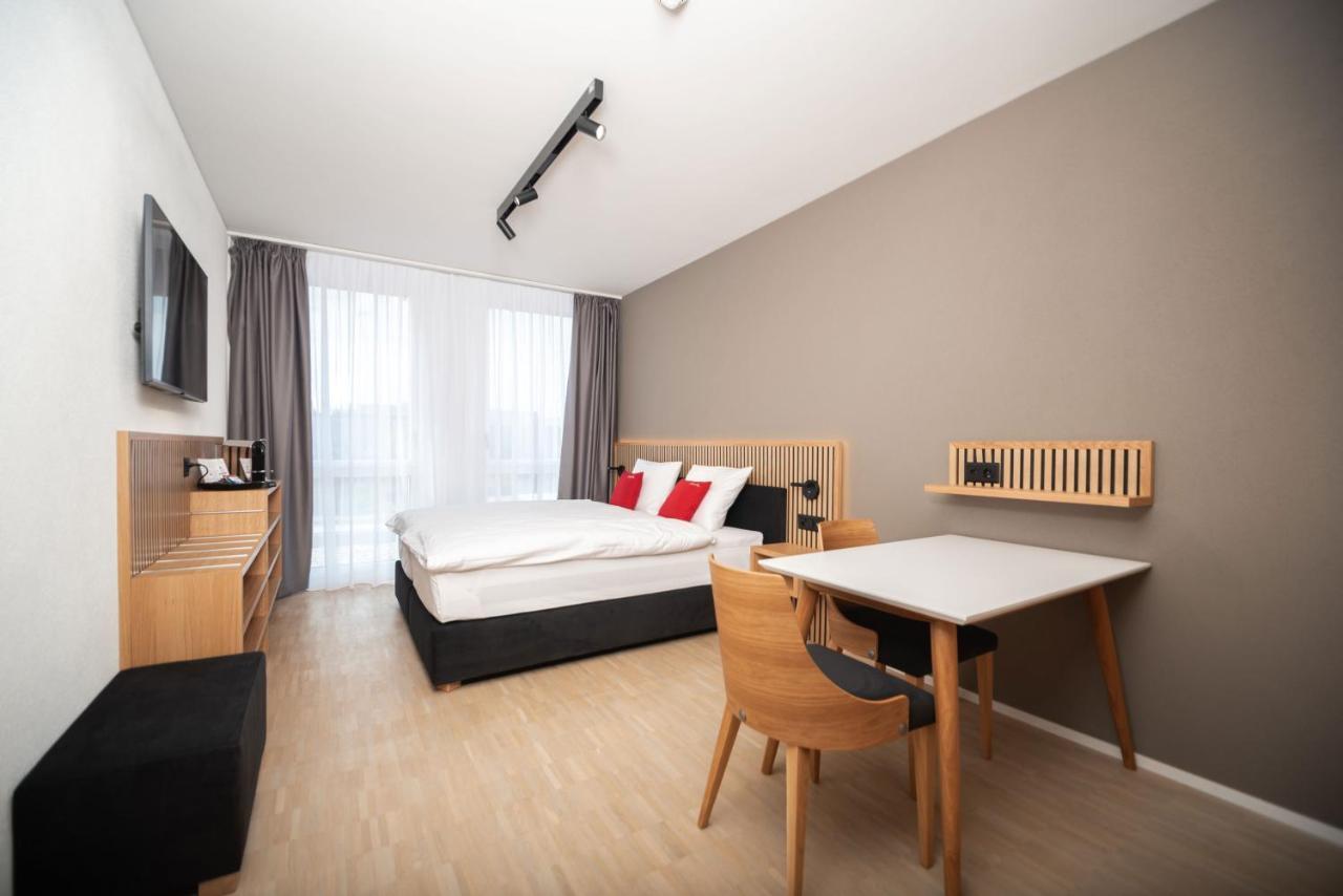 Tailormade Hotel Bab Bachenbuelach Bachenbulach Экстерьер фото