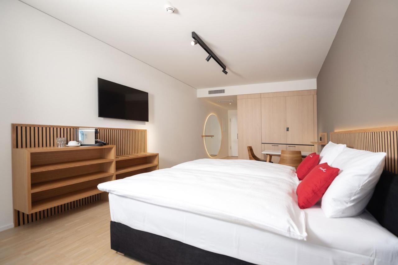 Tailormade Hotel Bab Bachenbuelach Bachenbulach Экстерьер фото