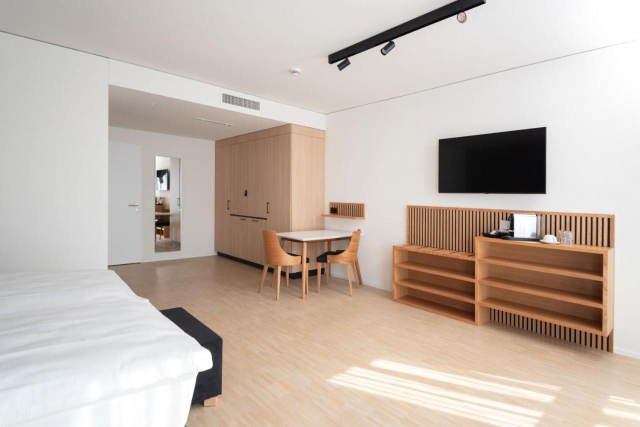 Tailormade Hotel Bab Bachenbuelach Bachenbulach Экстерьер фото