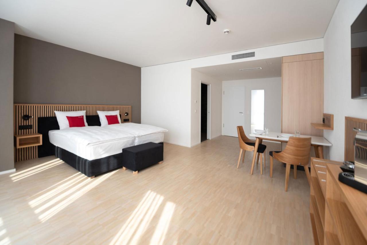 Tailormade Hotel Bab Bachenbuelach Bachenbulach Экстерьер фото