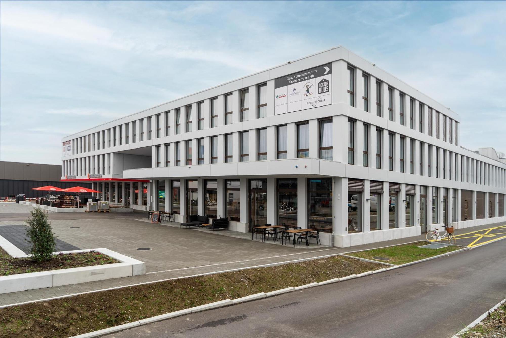 Tailormade Hotel Bab Bachenbuelach Bachenbulach Экстерьер фото