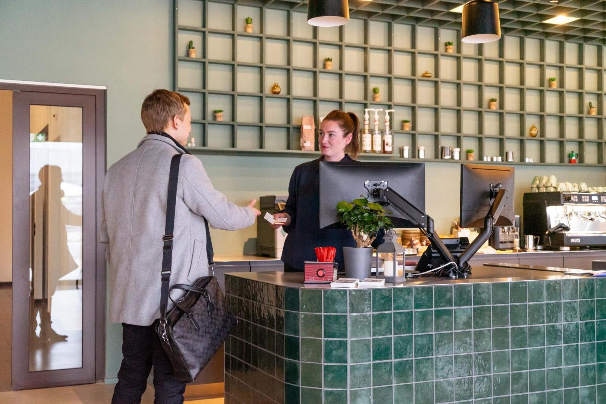 Tailormade Hotel Bab Bachenbuelach Bachenbulach Экстерьер фото